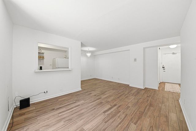 6118 N Sheridan Road 106, Chicago, IL 60660