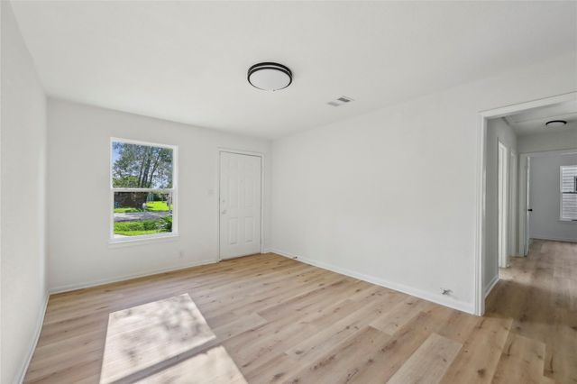 750 Jeny Lane, Beaumont, TX 77707