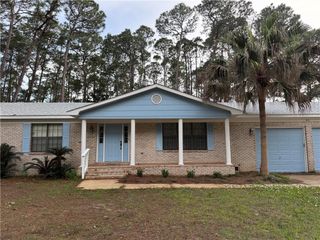 411 Admiral Semmes Avenue, Dauphin Island, AL 36528