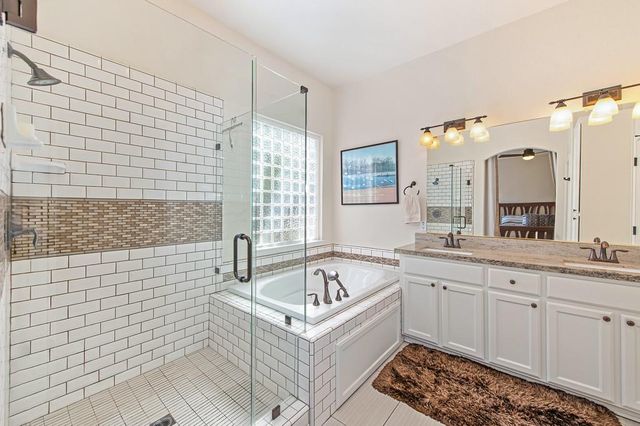 2416 Konvalin Oaks Ln, Carmichael, CA 95608