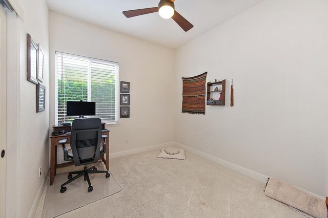 2416 Konvalin Oaks Ln, Carmichael, CA 95608