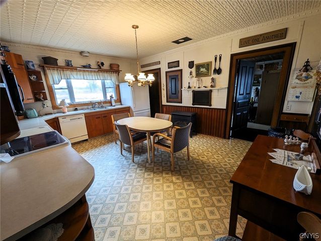 7013 Fish Hatchery Road, Urbana, NY 14810