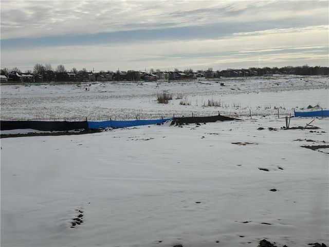 557 W Bluebird Street, Gardner, KS 66030