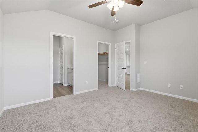 557 W Bluebird Street, Gardner, KS 66030