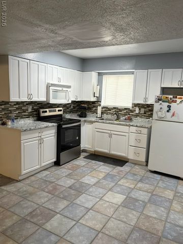 3541 Rio Robles Drive D, North Las Vegas, NV 89030