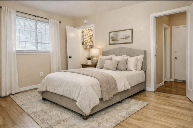 10818 Long Gate Drive, Houston, TX 77047