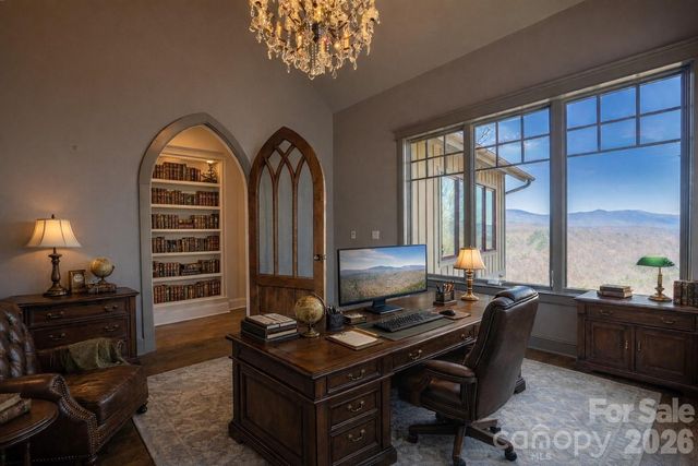 192 Woodruff Lane, Black Mountain, NC 28711