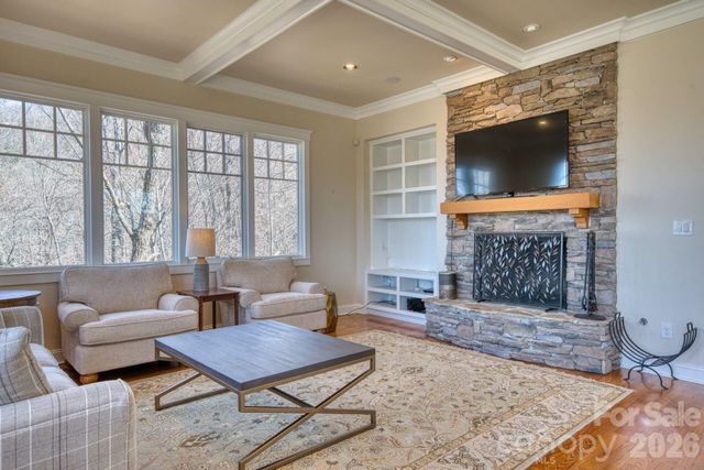 192 Woodruff Lane, Black Mountain, NC 28711