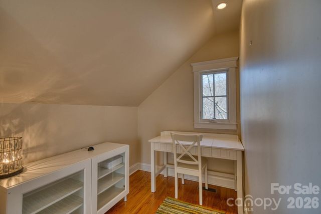 192 Woodruff Lane, Black Mountain, NC 28711