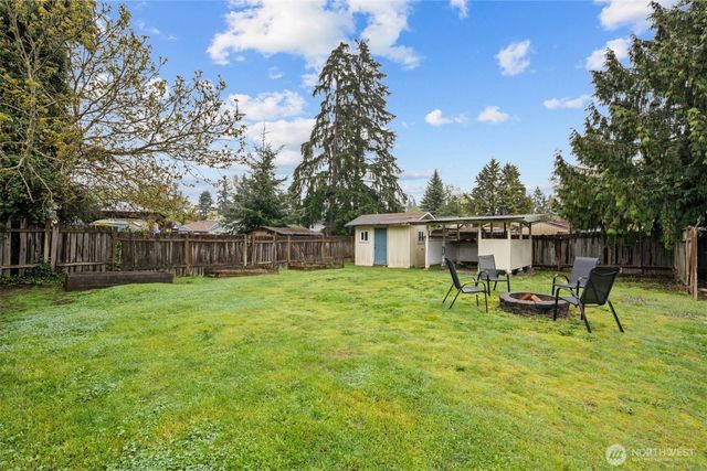 4909 234th Street SW, Mountlake Terrace, WA 98043