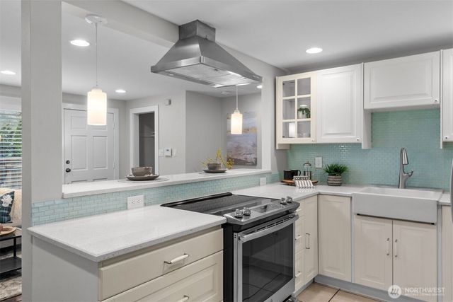 4909 234th Street SW, Mountlake Terrace, WA 98043