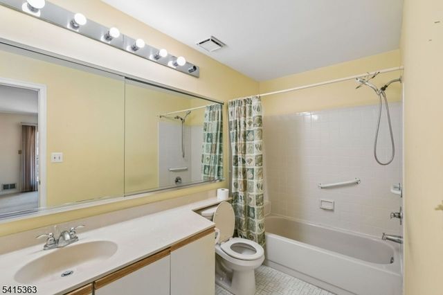 17 Mews Ln, South Orange Village Twp., NJ 07079