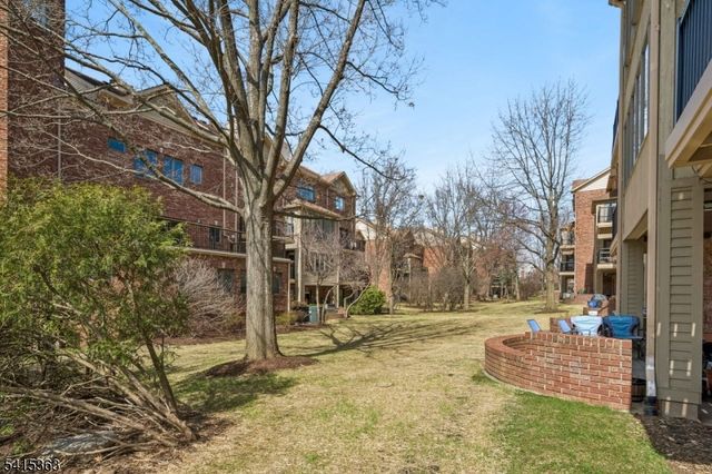 17 Mews Ln, South Orange Village Twp., NJ 07079