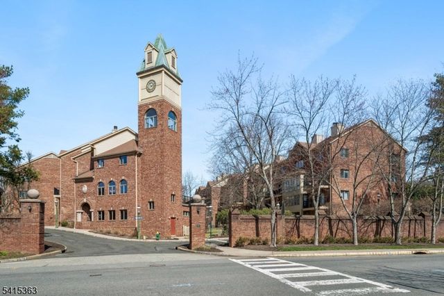 17 Mews Ln, South Orange Village Twp., NJ 07079