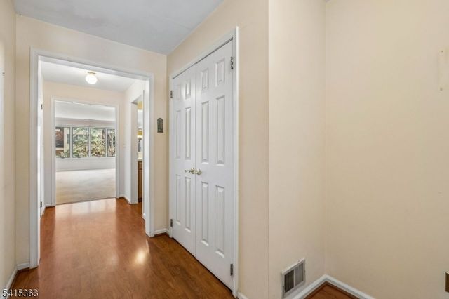 17 Mews Ln, South Orange Village Twp., NJ 07079