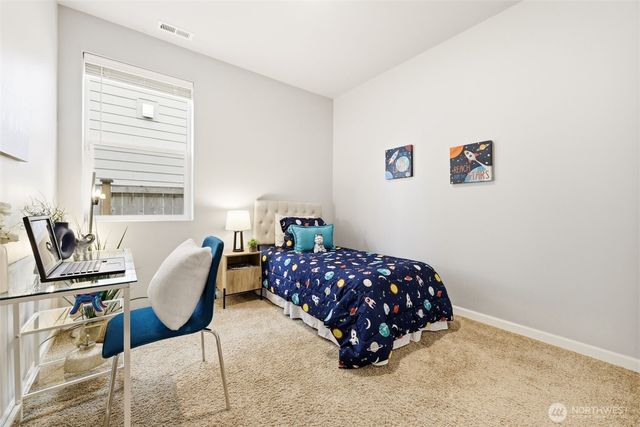 206 Russell Road, Bremerton, WA 98312