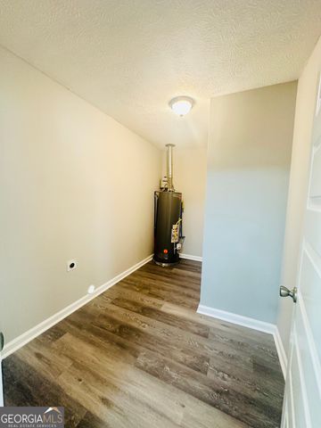 70 Darwin Drive, Jonesboro, GA 30238