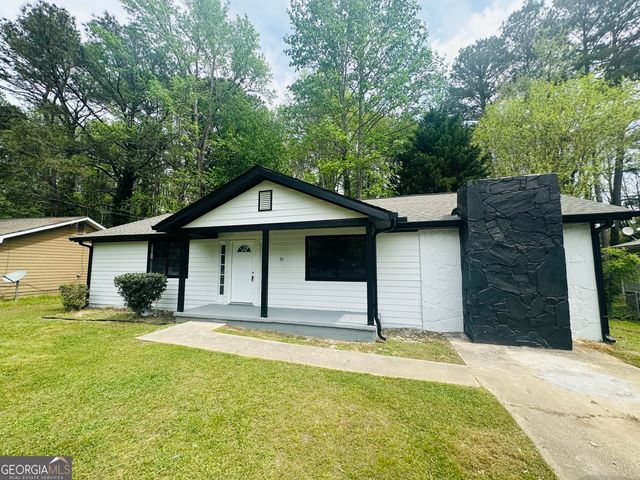 70 Darwin Drive, Jonesboro, GA 30238