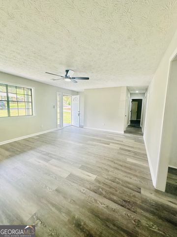 70 Darwin Drive, Jonesboro, GA 30238