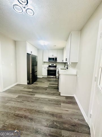 70 Darwin Drive, Jonesboro, GA 30238