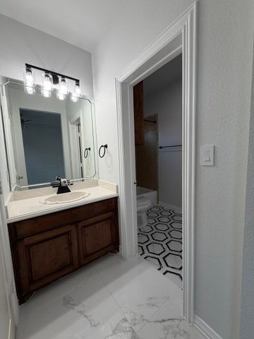 5451 Evening Lane, Midlothian, TX 76065