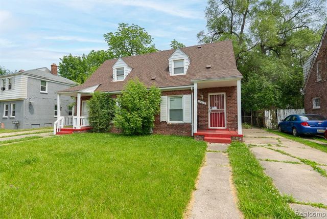 12702 Kelly Road, Detroit, MI 48224