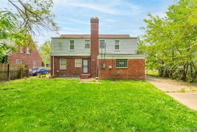 12702 Kelly Road, Detroit, MI 48224