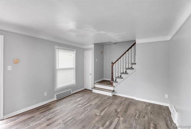 12702 Kelly Road, Detroit, MI 48224