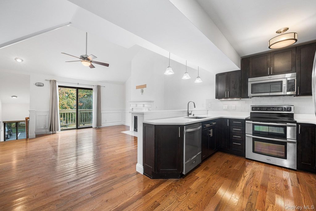 225 Lakeside Drive, South Salem, NY 10590 — photo 5