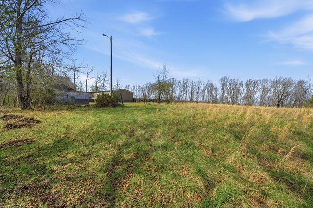 1225 Eno Rd, Dickson, TN 37055