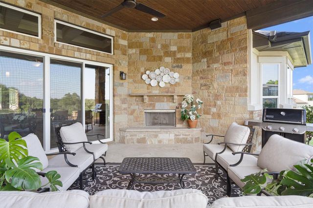 104 Highland Spring LN, Georgetown, TX 78633
