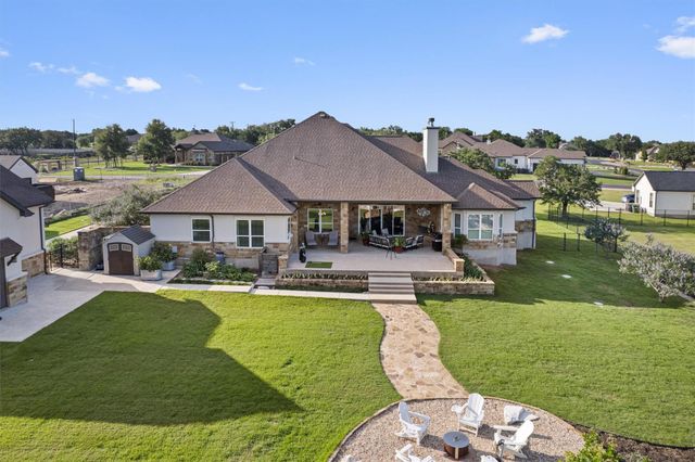 104 Highland Spring LN, Georgetown, TX 78633