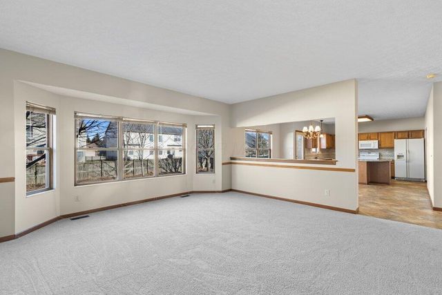 5684 Hillcoat Drive, Hilliard, OH 43026