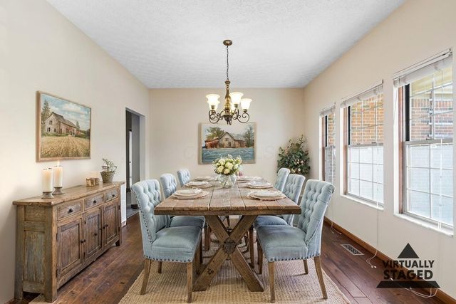 5684 Hillcoat Drive, Hilliard, OH 43026