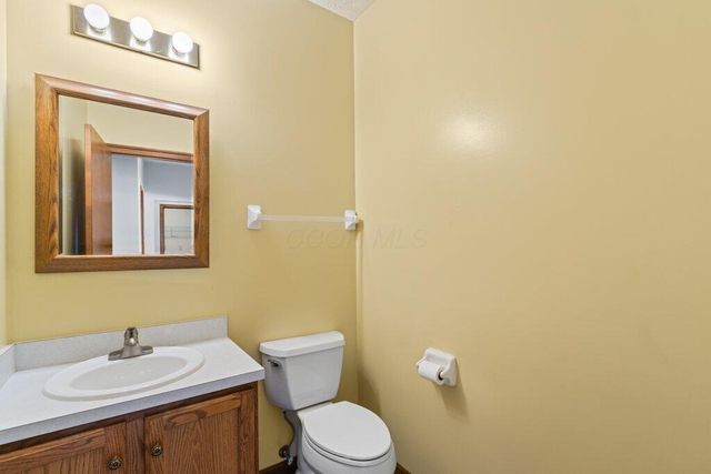 5684 Hillcoat Drive, Hilliard, OH 43026