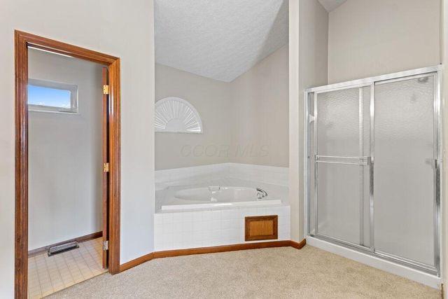 5684 Hillcoat Drive, Hilliard, OH 43026