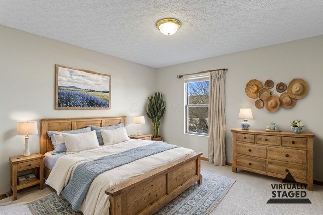 5684 Hillcoat Drive, Hilliard, OH 43026