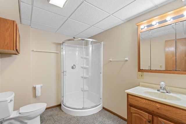 5684 Hillcoat Drive, Hilliard, OH 43026