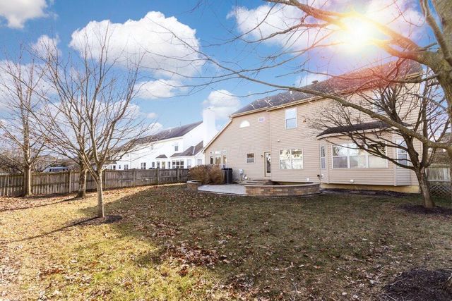 5684 Hillcoat Drive, Hilliard, OH 43026