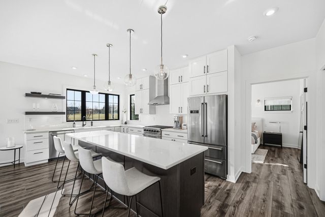 306 W Prairie Lane, Valparaiso, IN 46385