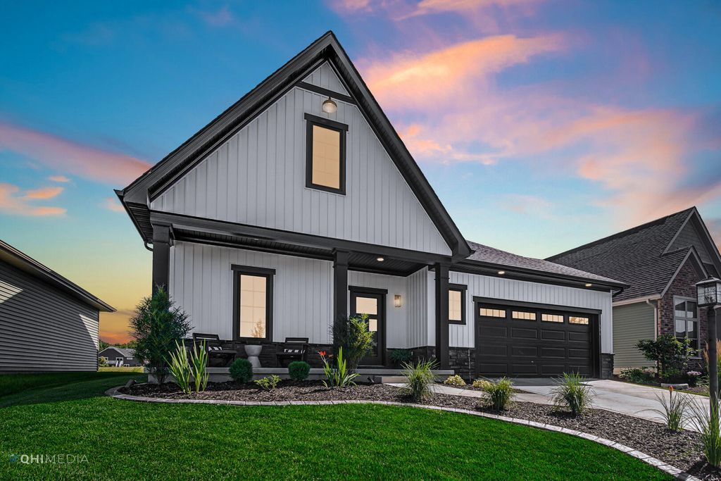 306 W Prairie Lane, Valparaiso, IN 46385