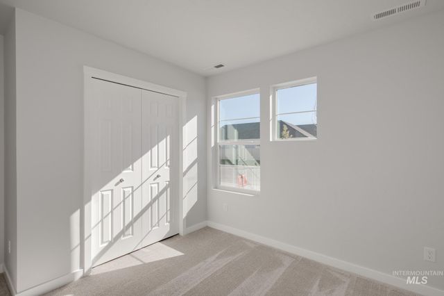 7336 S Bungalow Ave, Meridian, ID 83642