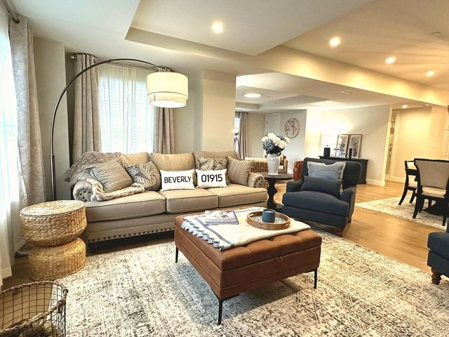 50 Balch St 405, Beverly, MA 01915