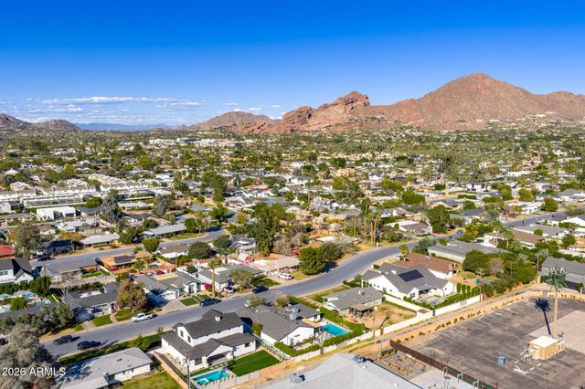 4015 E GLENROSA Avenue, Phoenix, AZ 85018