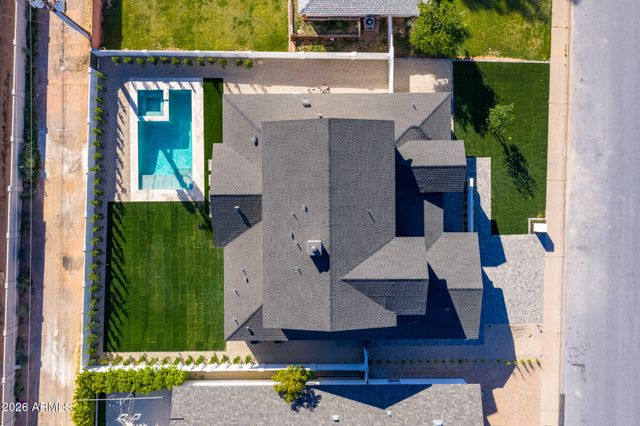 4015 E GLENROSA Avenue, Phoenix, AZ 85018