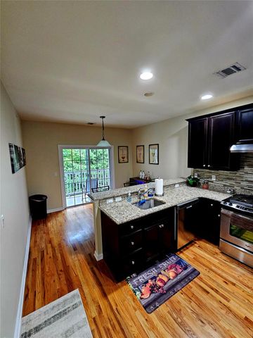 124 Wildwood Circle, Holtsville, NY 11742