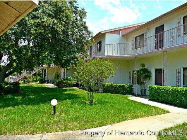6482 River Run Boulevard, Weeki Wachee, FL 34607