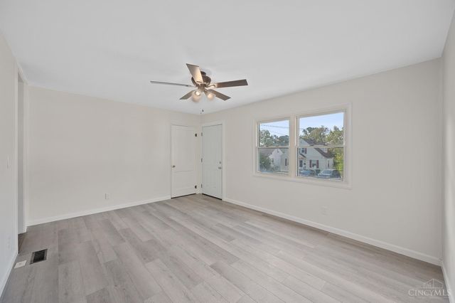 1914 Ashbrook Drive, Cincinnati, OH 45238