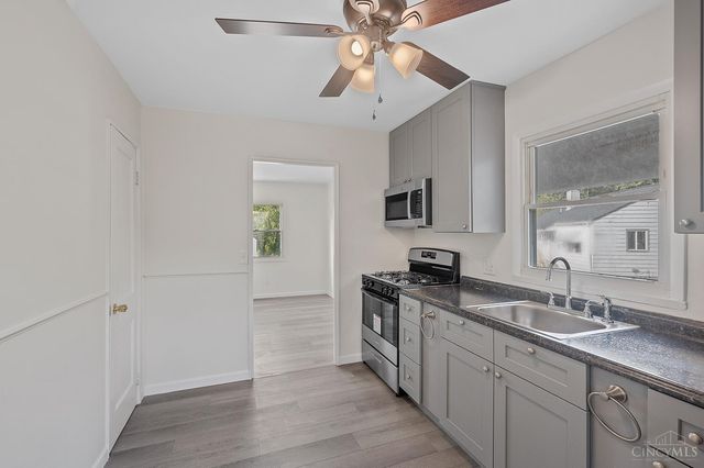 1914 Ashbrook Drive, Cincinnati, OH 45238
