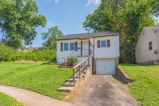 1914 Ashbrook Drive, Cincinnati, OH 45238